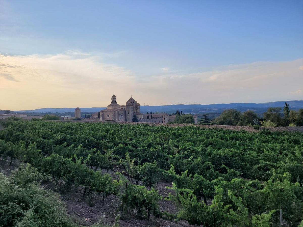 Hostatgeria De Poblet Hotel Exterior photo