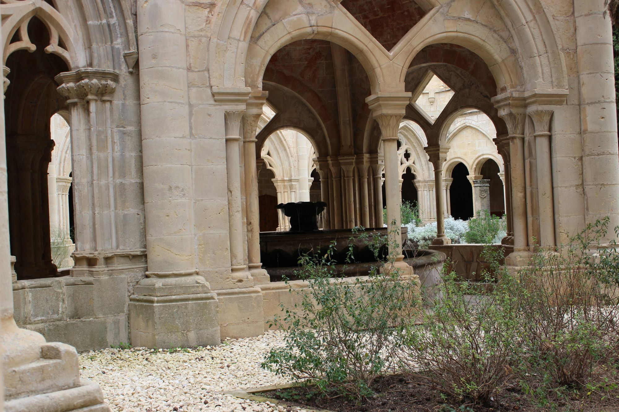 Hostatgeria De Poblet Hotel Exterior photo