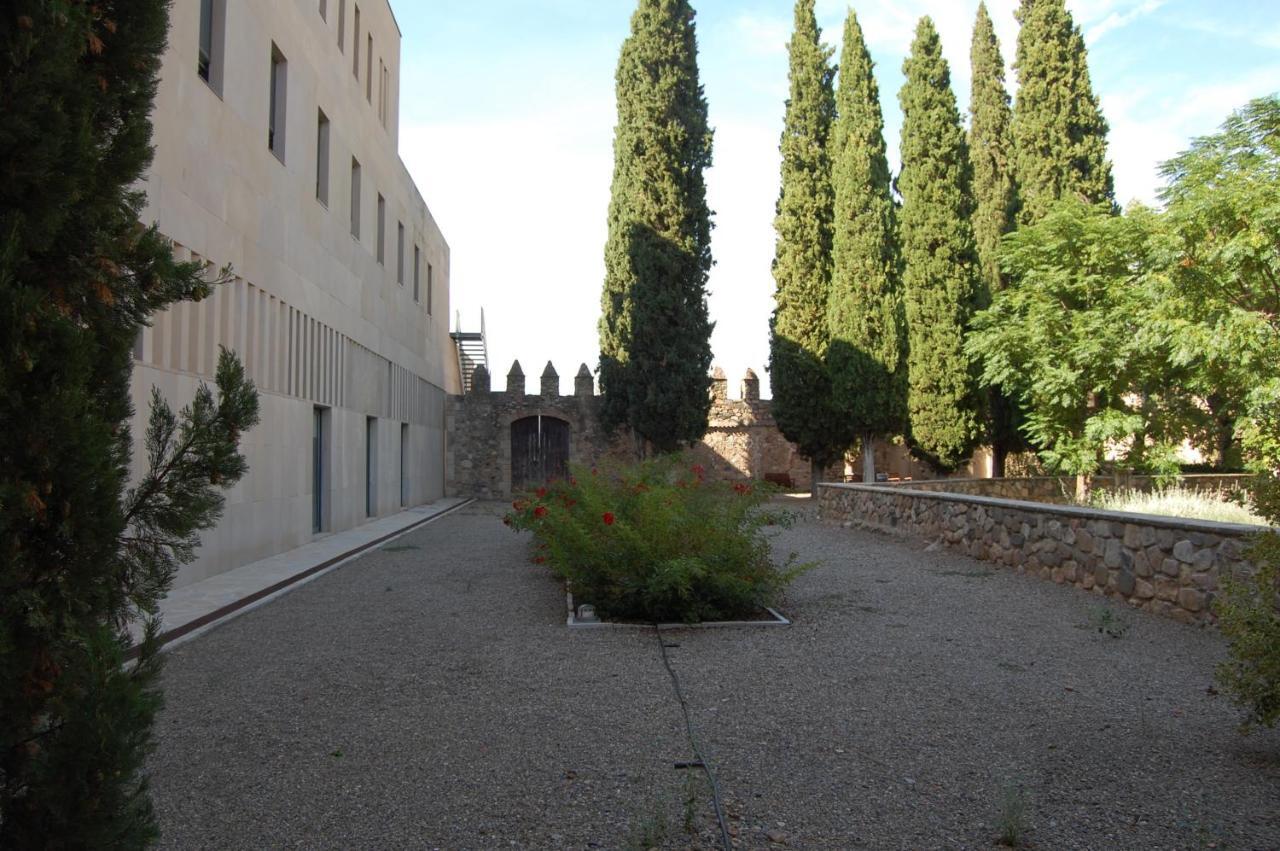 Hostatgeria De Poblet Hotel Exterior photo