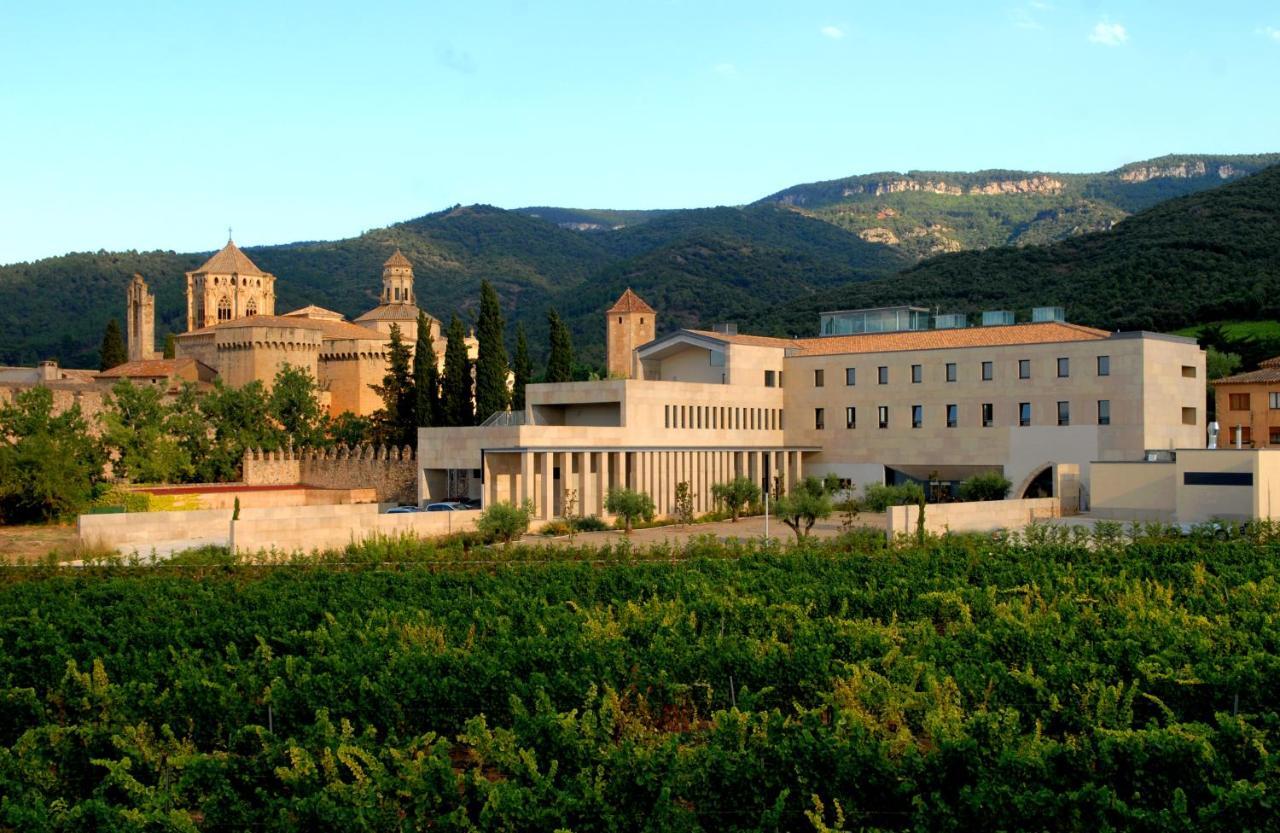 Hostatgeria De Poblet Hotel Exterior photo